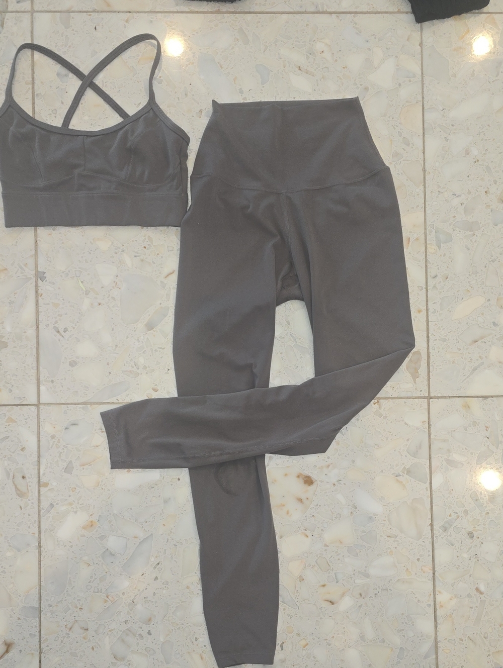 Varley Charcoal Gray Seamless Sports Bra & High-Waist Leggings Set XS